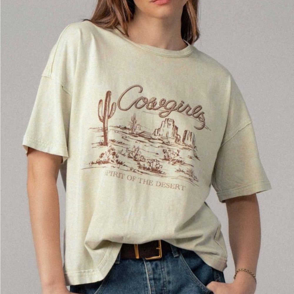 URBAN DAIZY COWGIRL T SHIRT